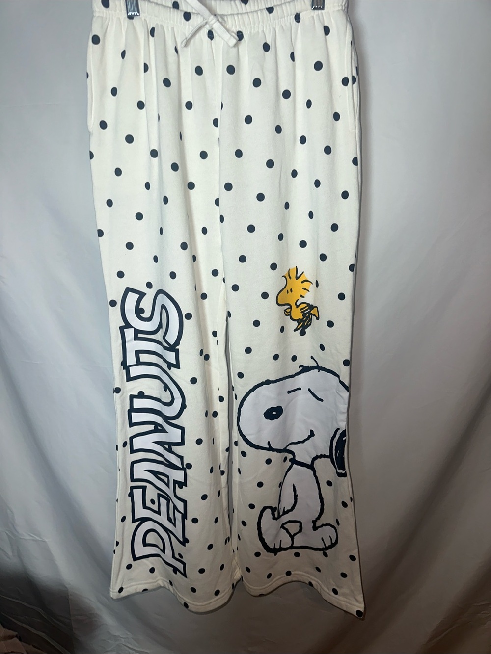 Peanuts White & Black Polka Dot Snoopy & Woodstock sweatpant Bottoms